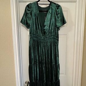 Anthropology Somerset Maxi Dress in Green, Size L Petite, NWT